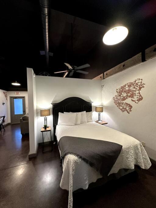 Haven At Hazel ~ Downtown Studio Demorest Buitenkant foto
