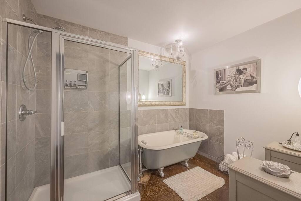 Haven At Hazel ~ Downtown Studio Demorest Buitenkant foto